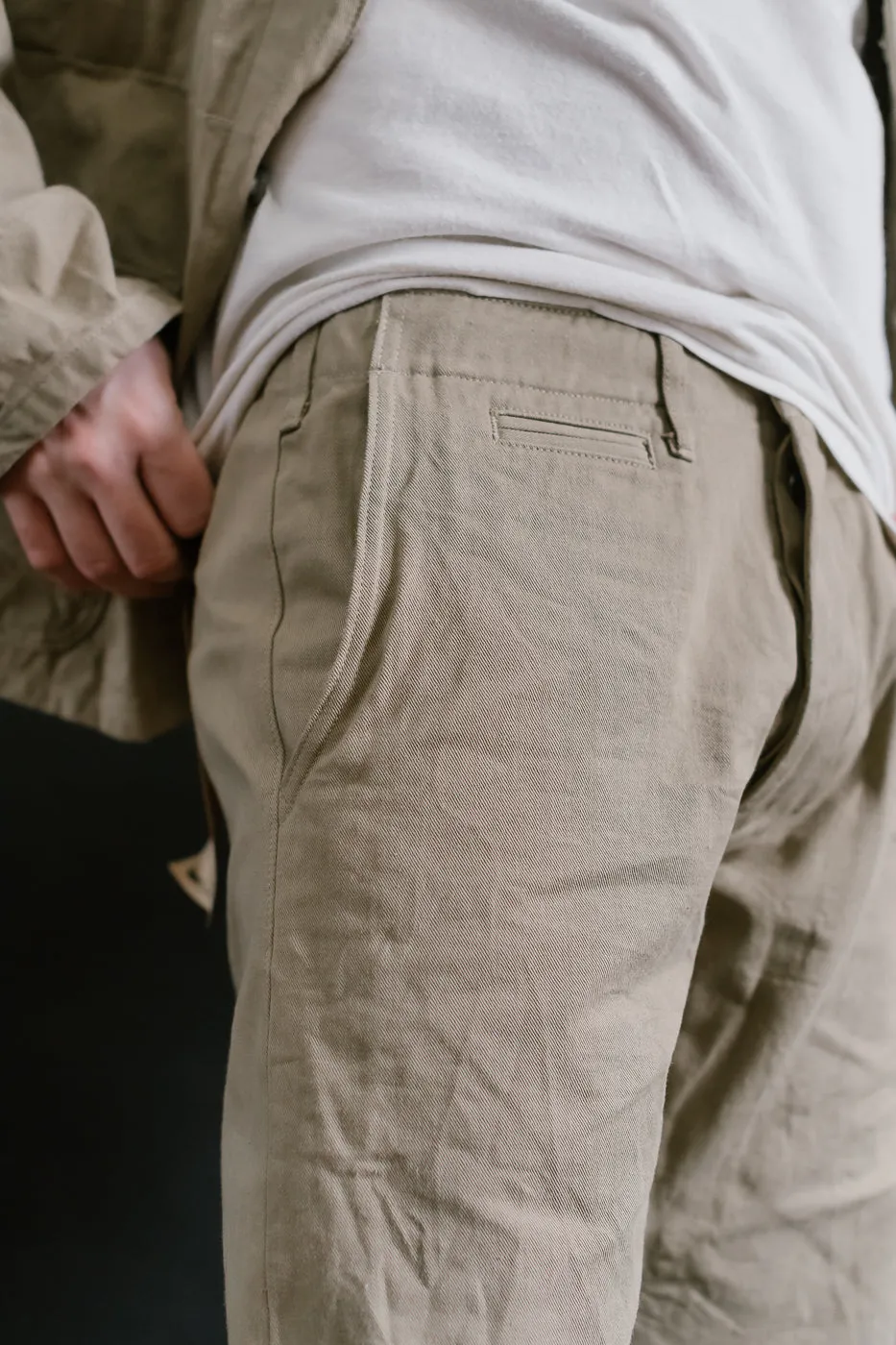 737-SVC-KHB - 9.5oz Selvedge Chino Trouser Khaki - Relaxed Straight