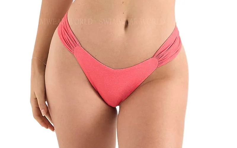 Amanda-Cecilia Bikini ::RET