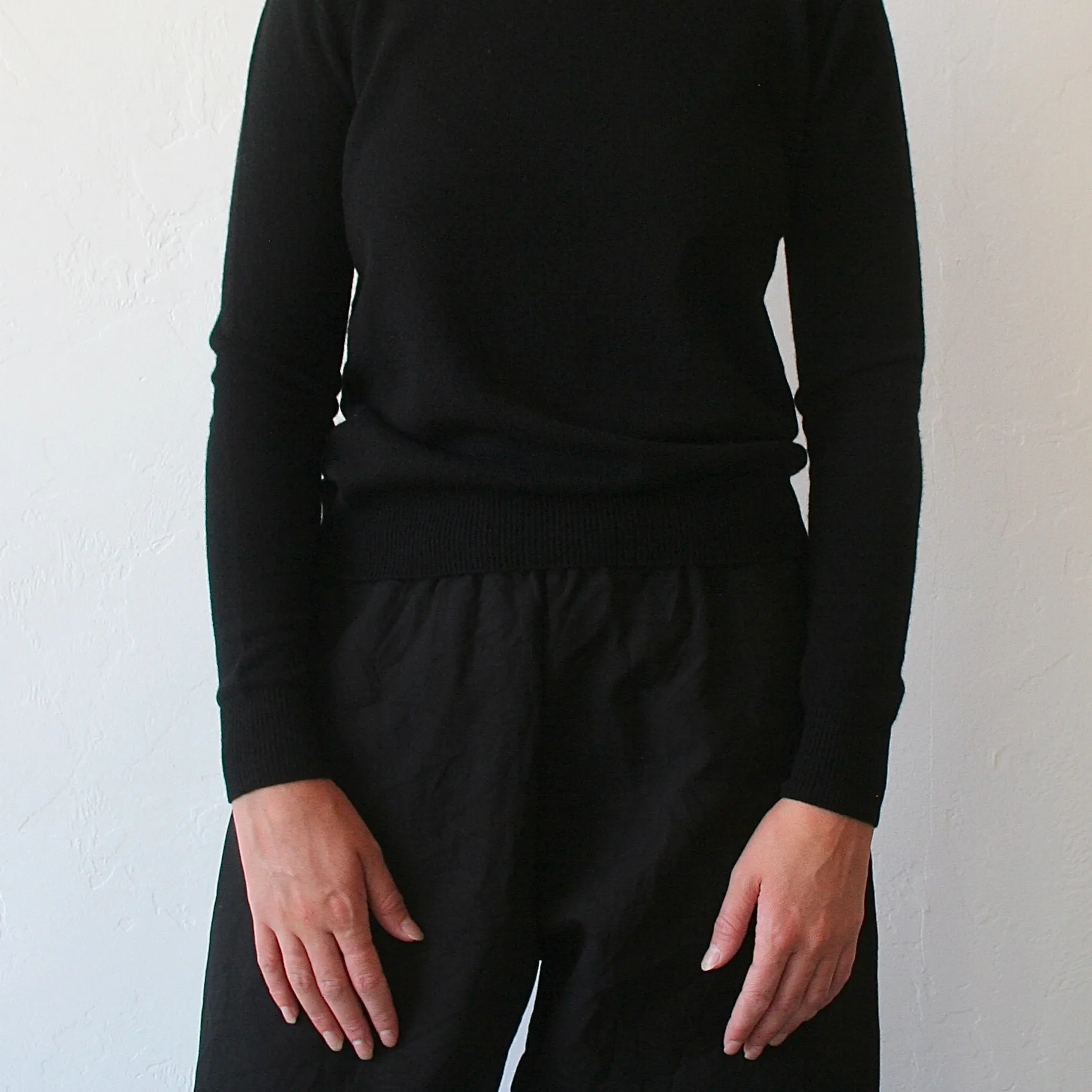 Apuntob Cotton Wrinkle Trousers - Black