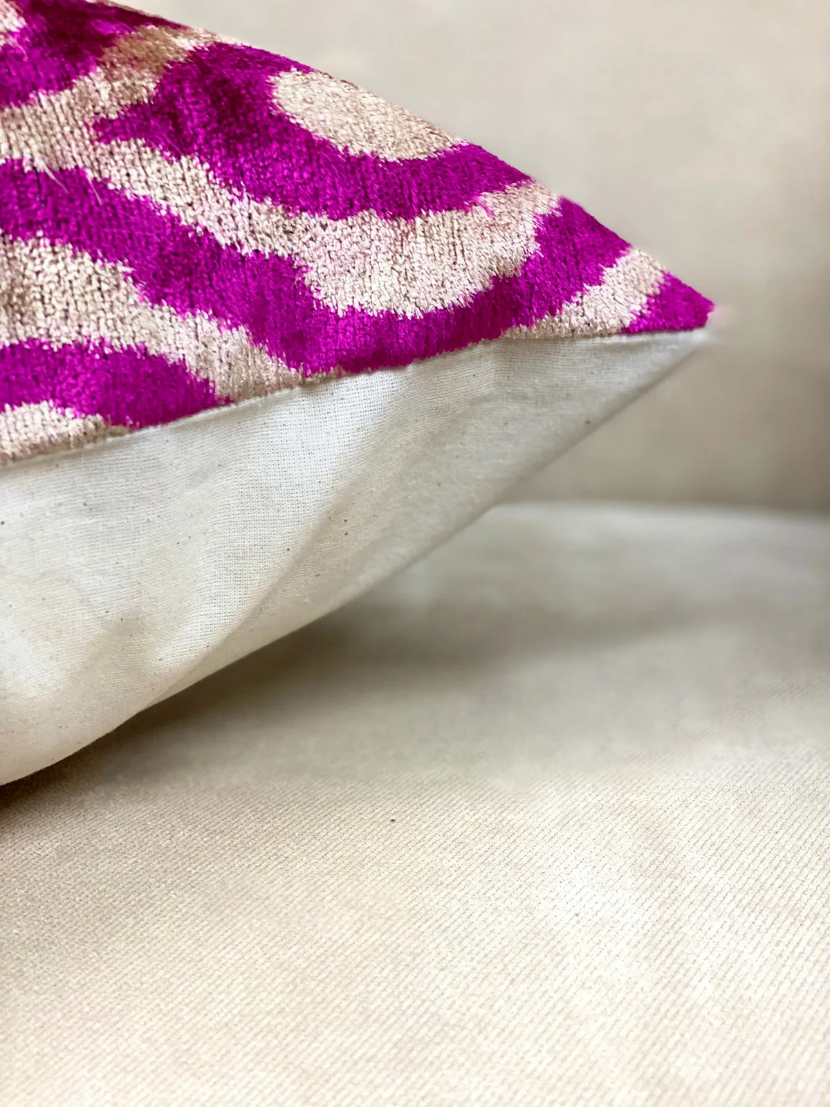 Classic Magenta Lumbar Pillow Cover