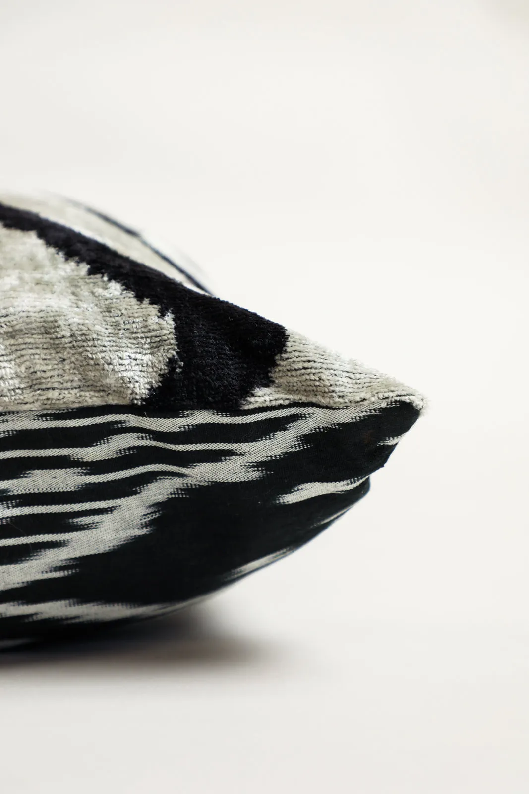Classic Monochrome Chevron Lumbar Pillow Cover