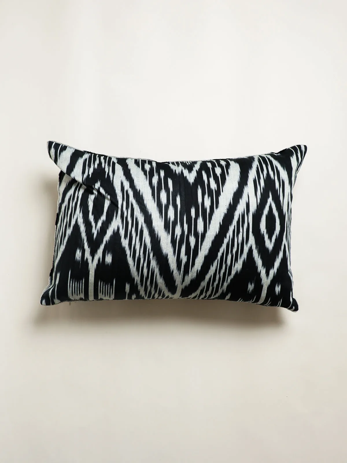 Classic Monochrome Chevron Lumbar Pillow Cover