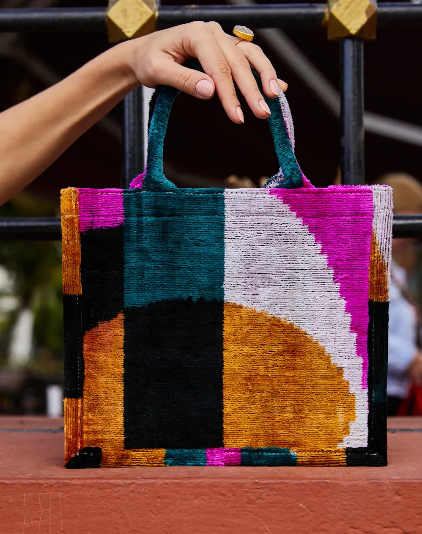 Classic Tote