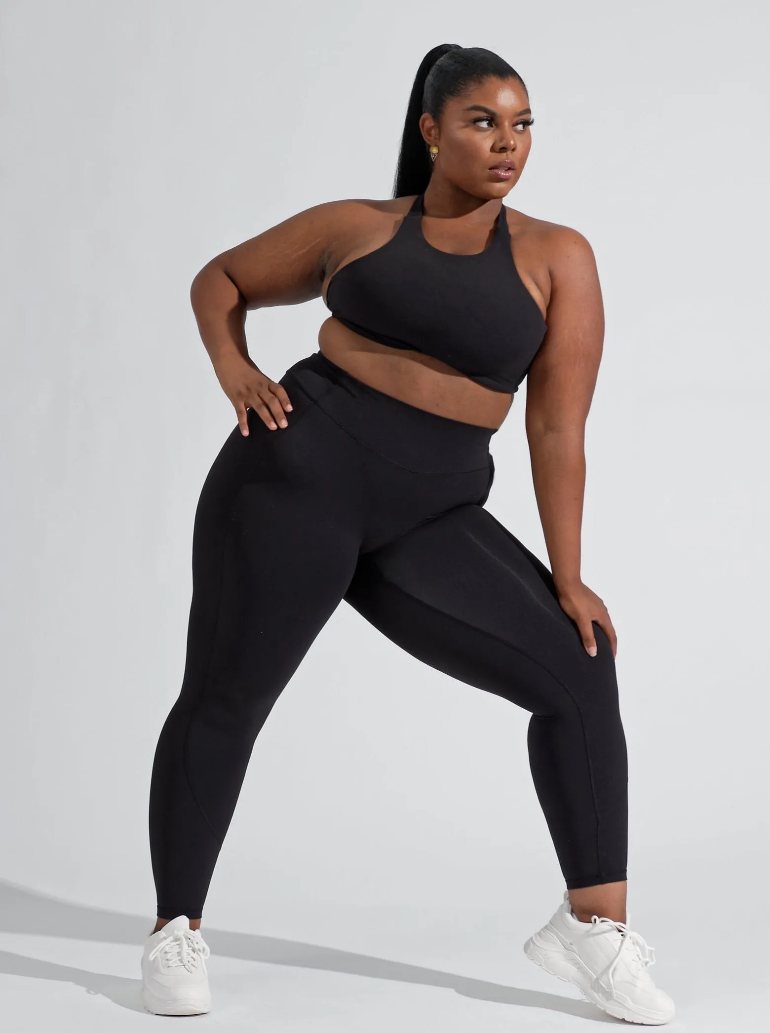 Curve Sports Bra - Onyx Black