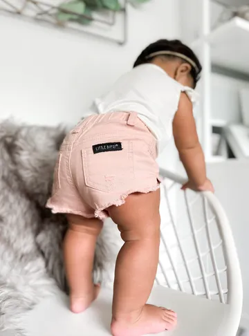 CUT OFF DENIM SHORTIES - BLUSH
