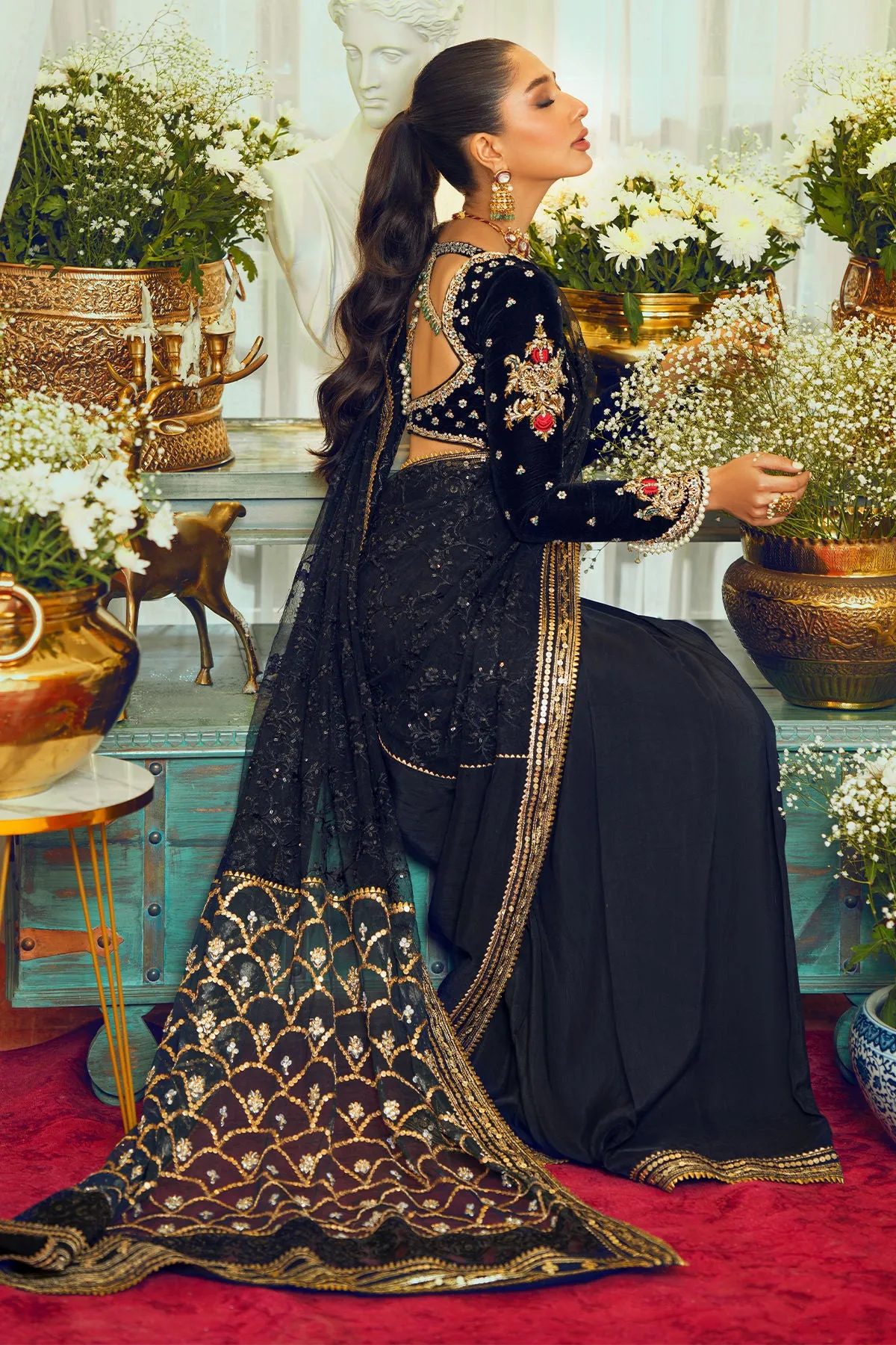 Embroidered Black Velvet Saree Pakistani Wedding Dresses