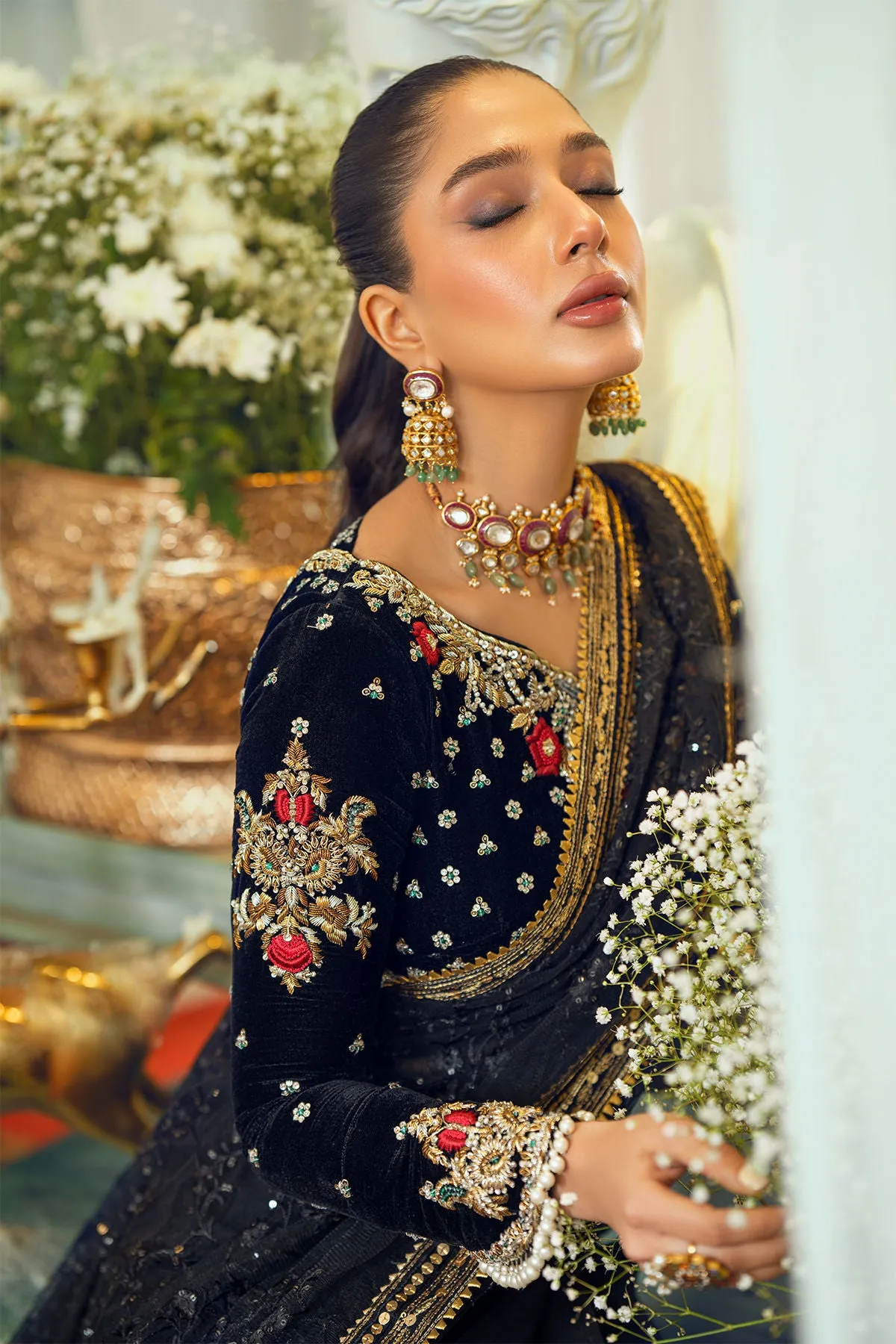 Embroidered Black Velvet Saree Pakistani Wedding Dresses