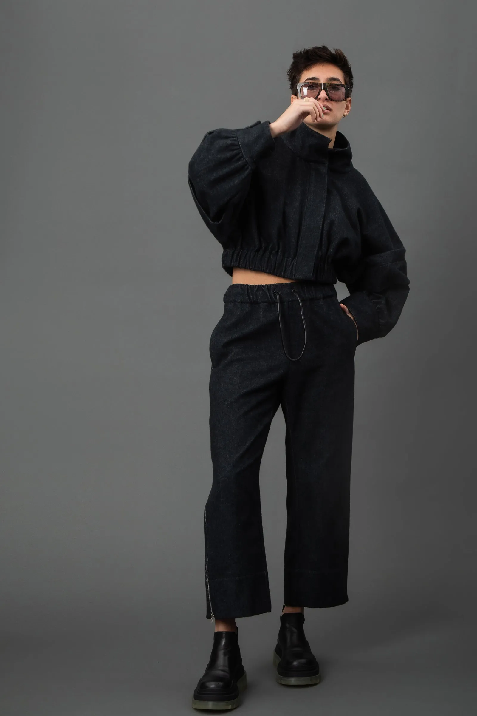 Enton v.2 Navy Cropped Wide Leg Pant