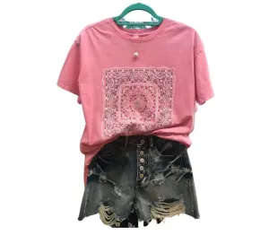 Exposed Button Ripped Short Jeans
