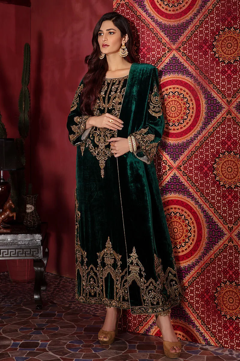 Green Velvet Salwar Kameez Pakistani Wedding Dresses