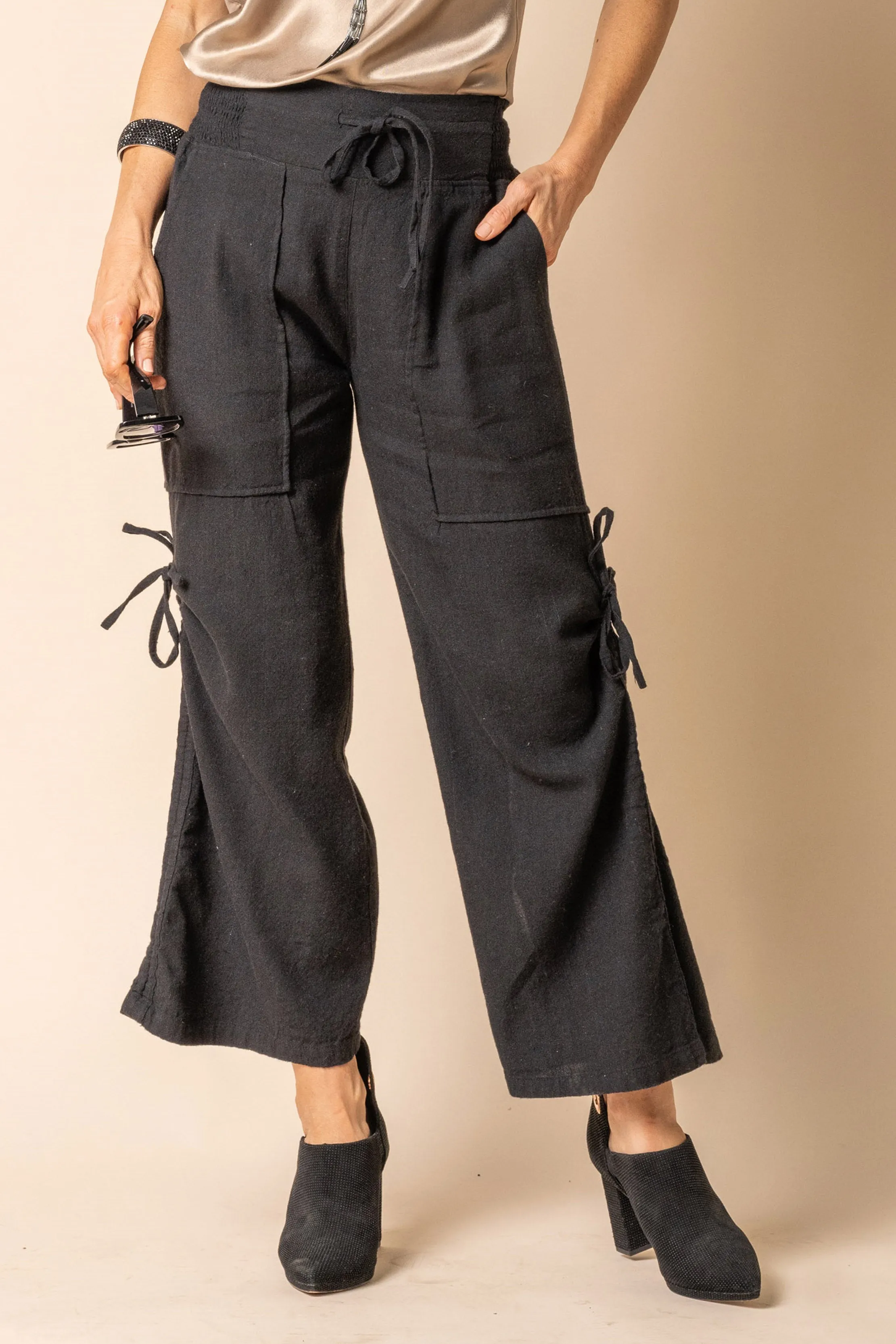 Hugo Linen Blend Pant in Onyx