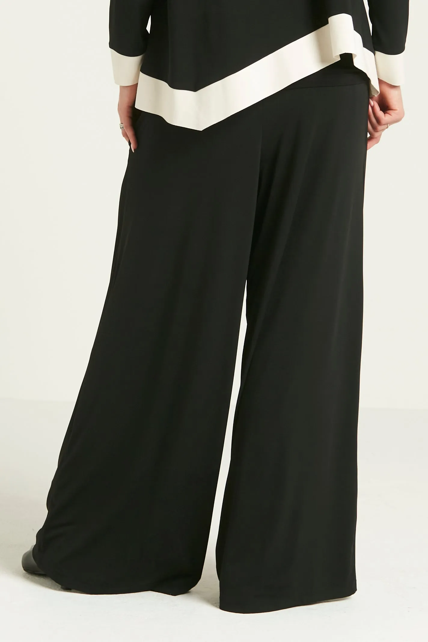 Matte Jersey Wide Leg Pants
