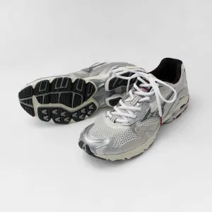 MIZUNO / Wave Rider 10 Sneakers