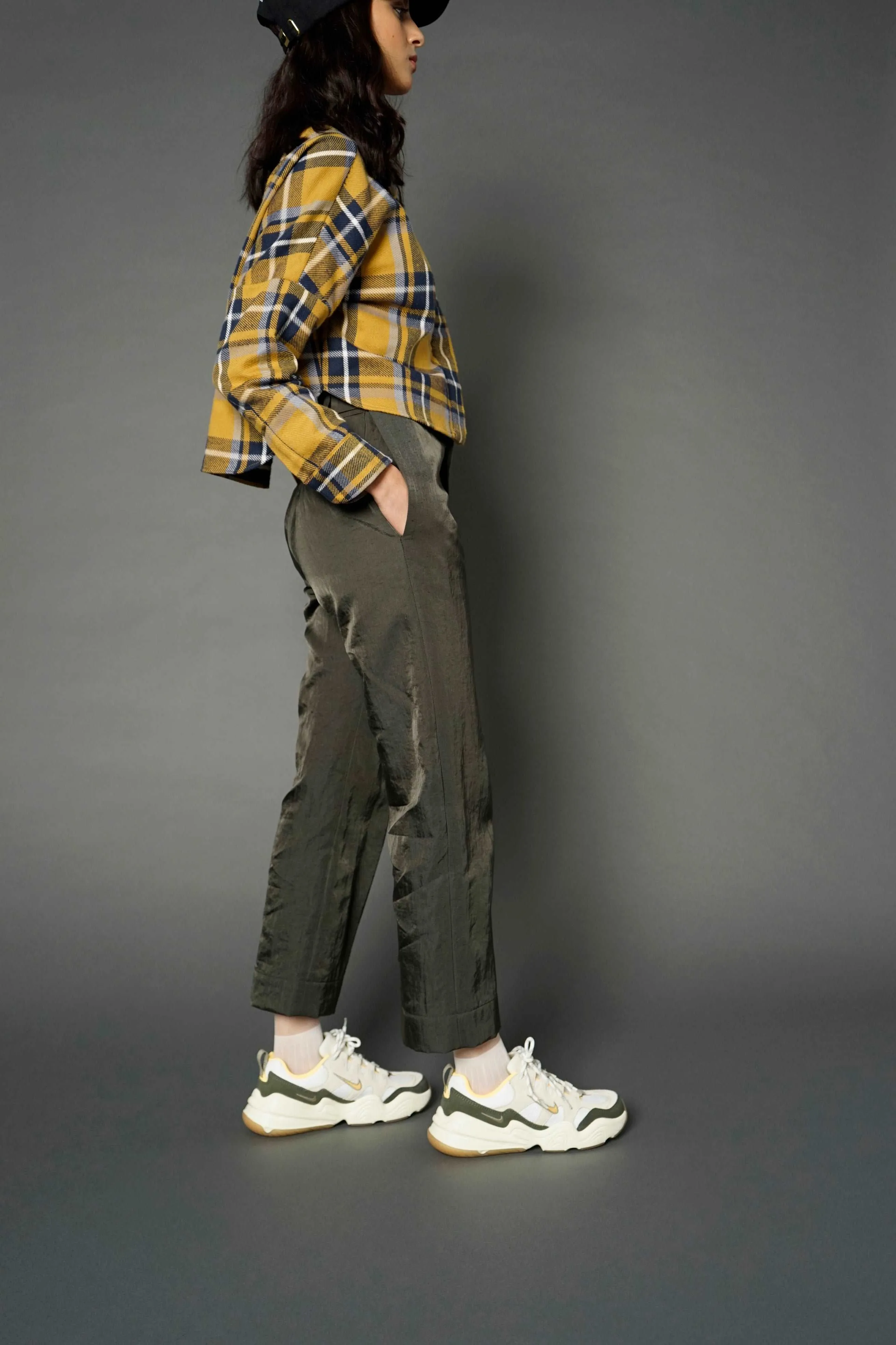 Tommy v.2 Olive Green Cropped Nylon Pant