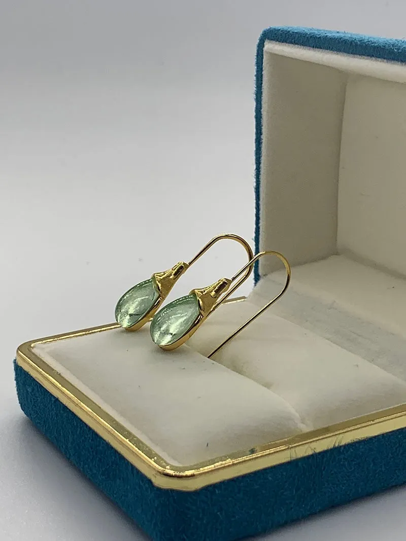 Trendy Finest Earrings with Natural Stone