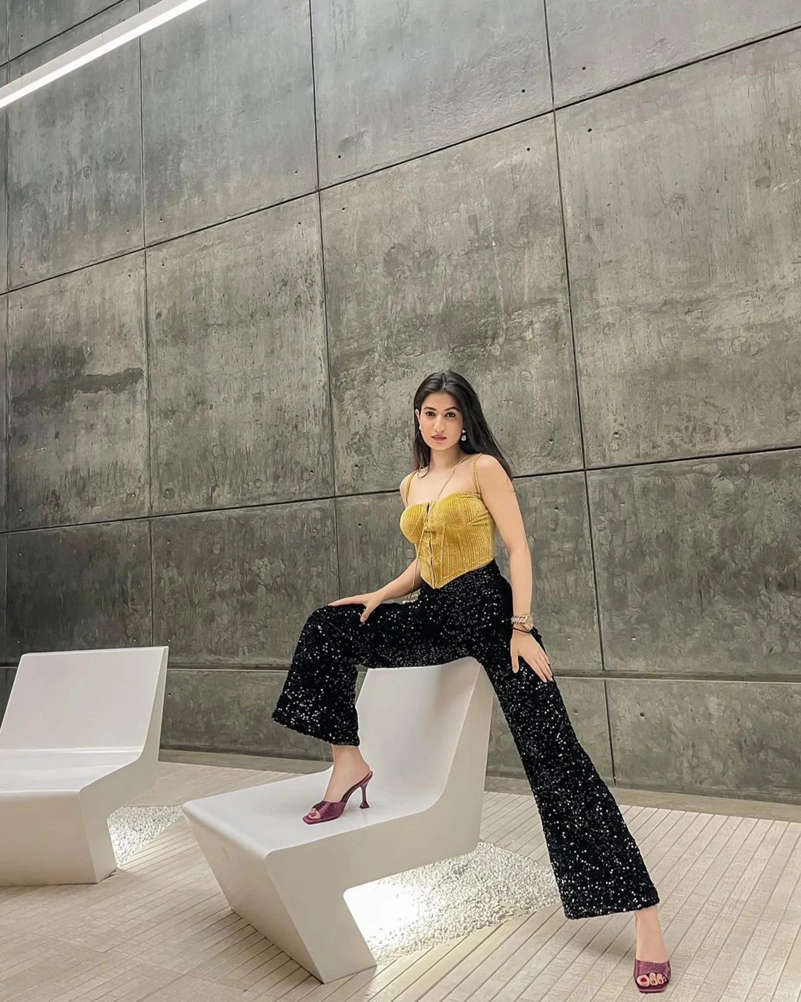 ZORAIDA PANT